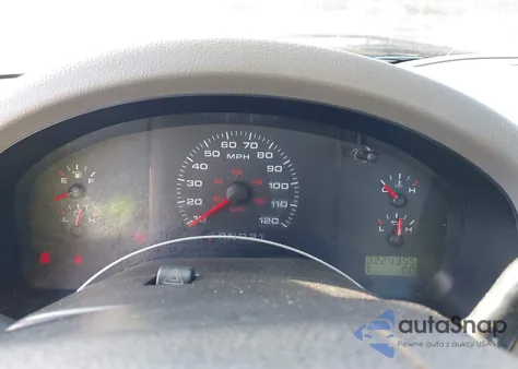 2005 Ford F-150 Stx/Xl/Xlt z USA, uszkodzony, nr VIN 1FTRF12215NA47106